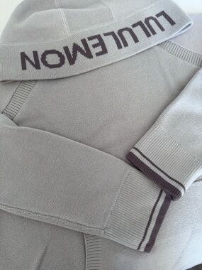 Lululemon Gray Knit Sweater with Contrast Trim